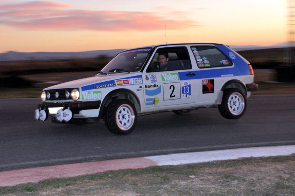 Volkswagen Golf GTi pilotado por Manuel Aznar