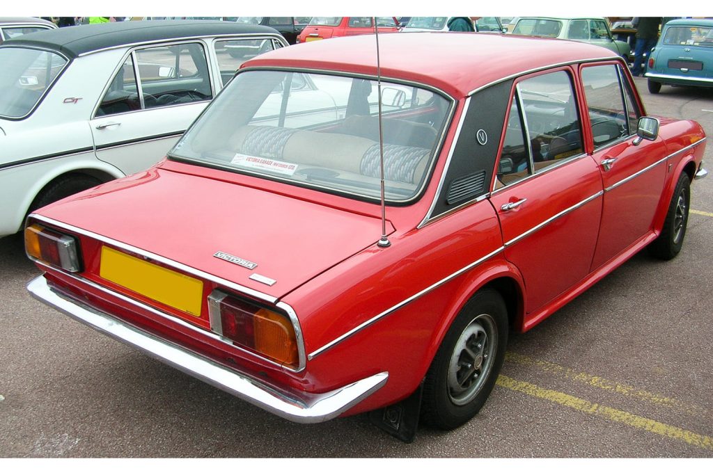 Austin Victoria MKII De Luxe 1973 de color rojo