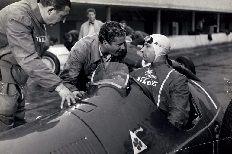 Juan Manuel Fangio en la película Ultimo Incontro de 1951