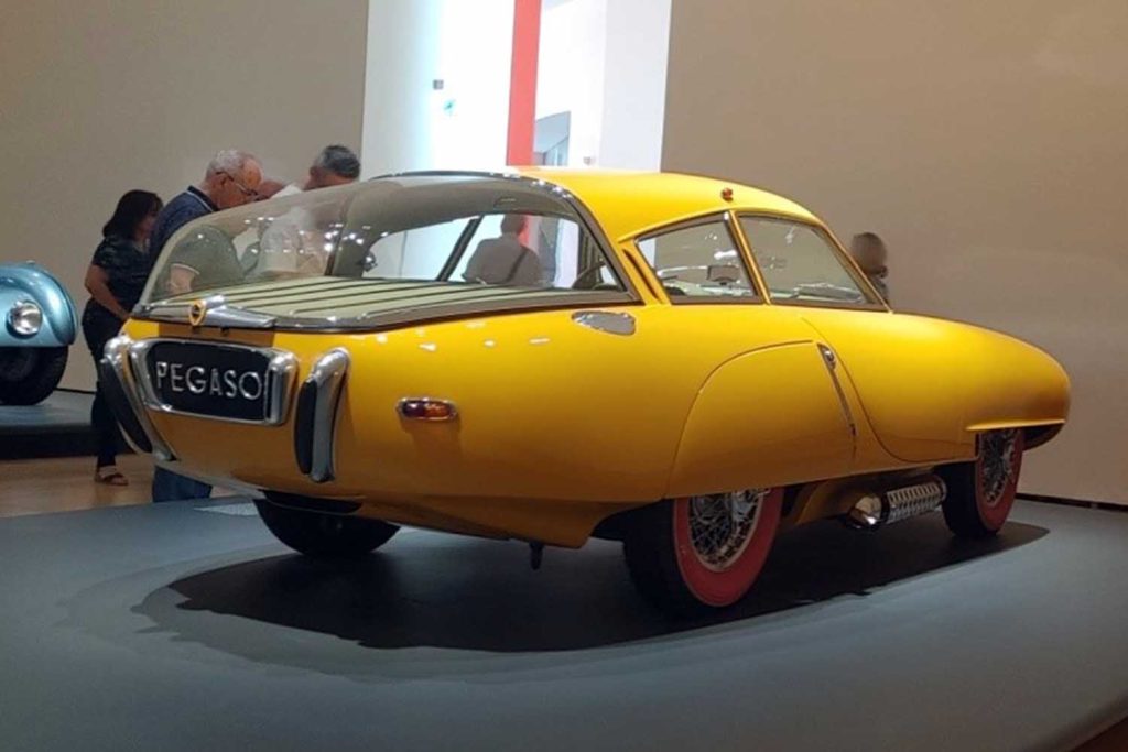 Pegaso Z-102 Cúpula