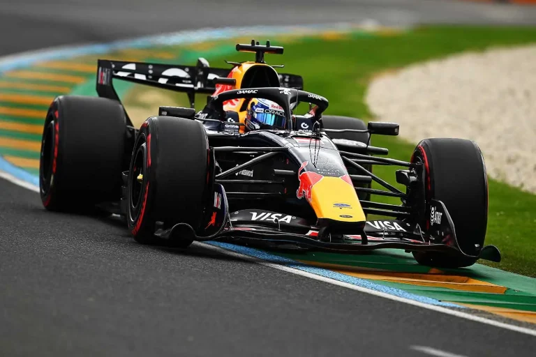 Max Verstappen pilota su Red Bull en el GP de Australia de Fórmula 1 2026