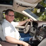 Juan Inigo Ros al volante de un Bentley
